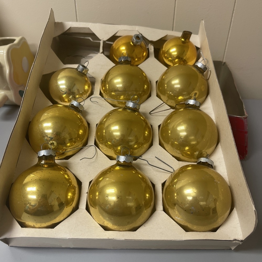 Coby Vintage Glass Tree Ornaments 11 Assorted 2.25‎ And 2 Inch  Made in USA